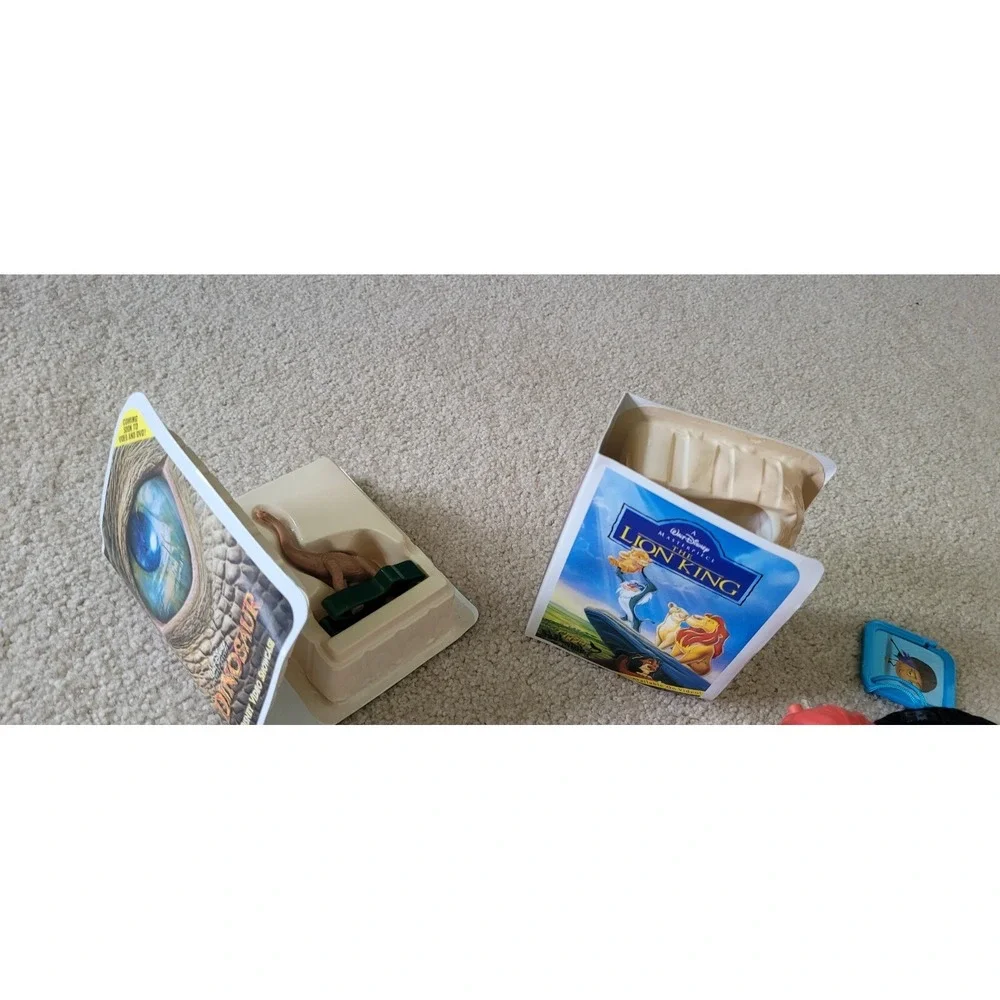Huge Lot (92) of Vintage Mostly McDonalds Toys! Disney, & More‎